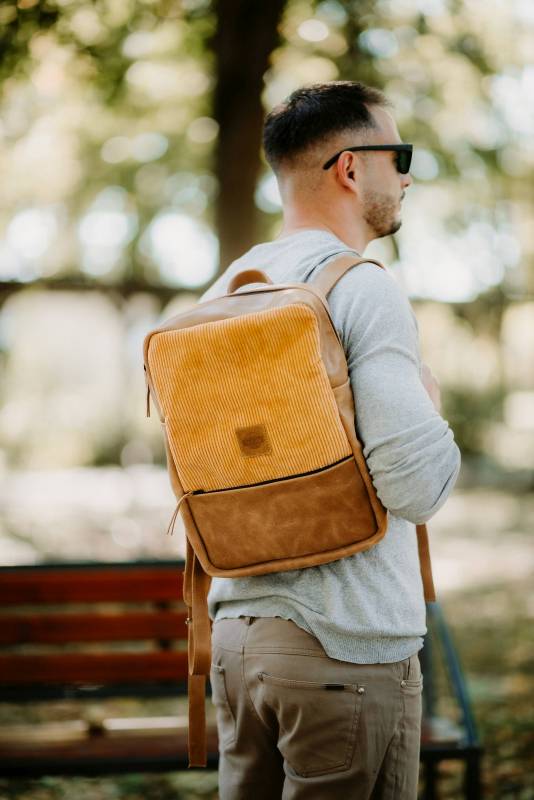 REDANT leather backpack Frame mustard MacBook 15" & 16"