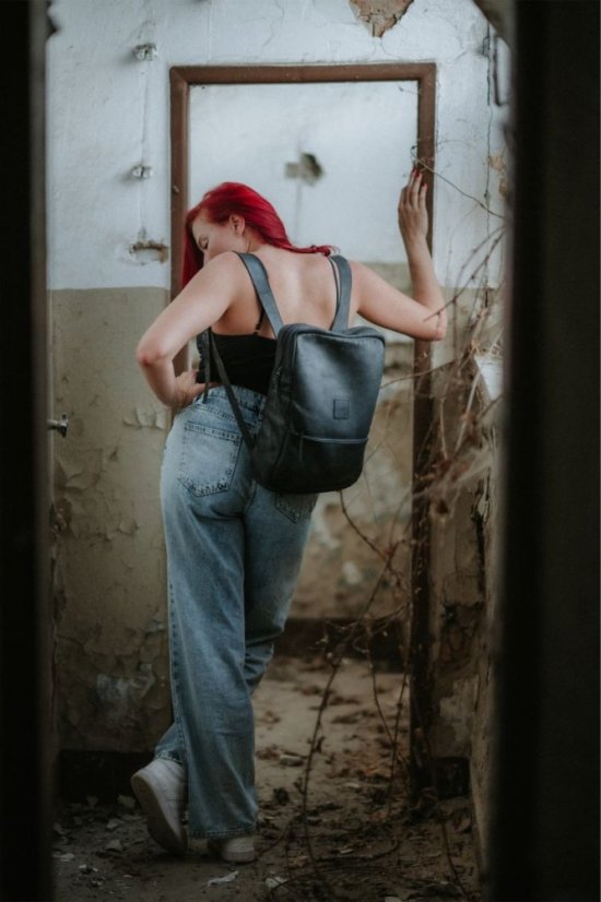 REDANT kožený batoh NATIVE čierny MacBook 15" a 16"