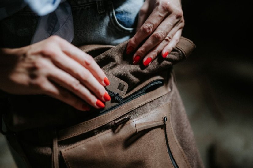 REDANT 3v1 plátený batoh 3ad čierny na MacBook 14"