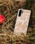 Drevený zadný kryt Čičmany na iPhone 8