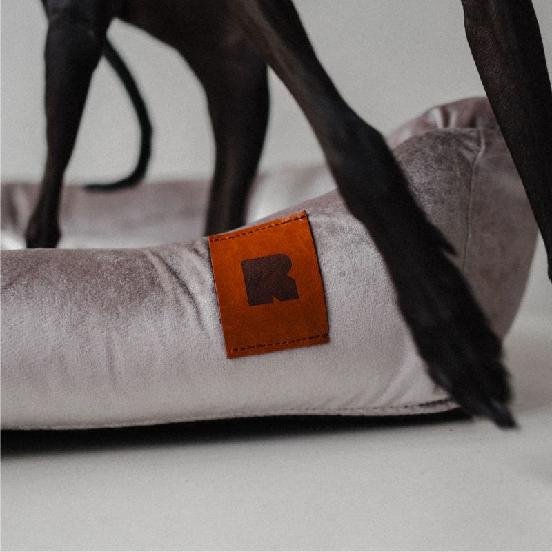 REDANT zamatový dog bed VELVET sivý - Size: M