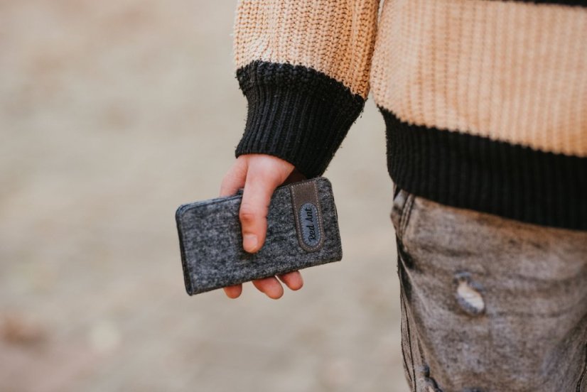 Knižkové puzdro FELT tmavosivé iPhone 15 Pro Max